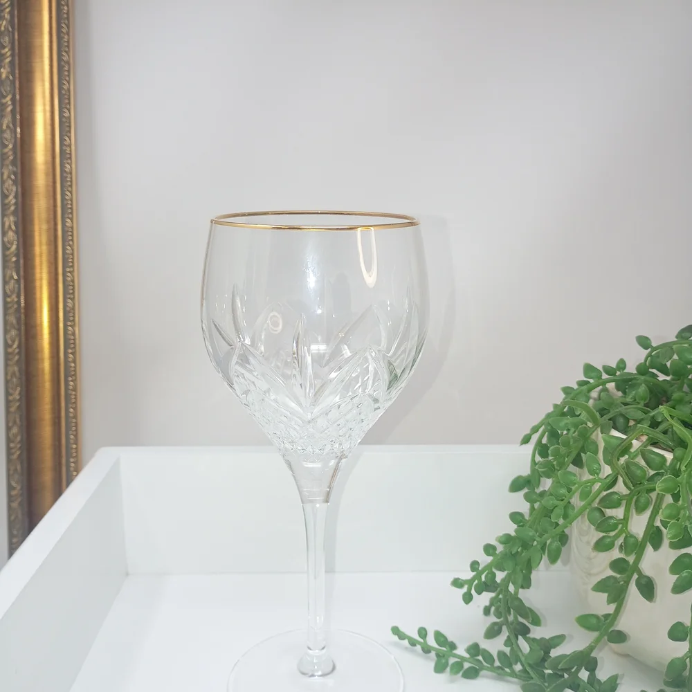Elegant Gold Rim Crystal Wine Glass
